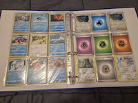 Grote pokémon kaartenverzameling met black bolt, map en accessoires - afbeelding 25 van  33