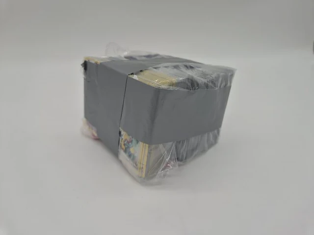 Grote pokémon tcg-verzameling – dik pakket kaarten – verzamelmap – inclusief accessoires - afbeelding 16 van  22