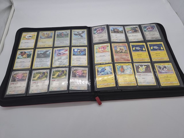 Grote pokémon verzameling (o.a. vintage en zeldzame kaarten) - afbeelding 6 van  38