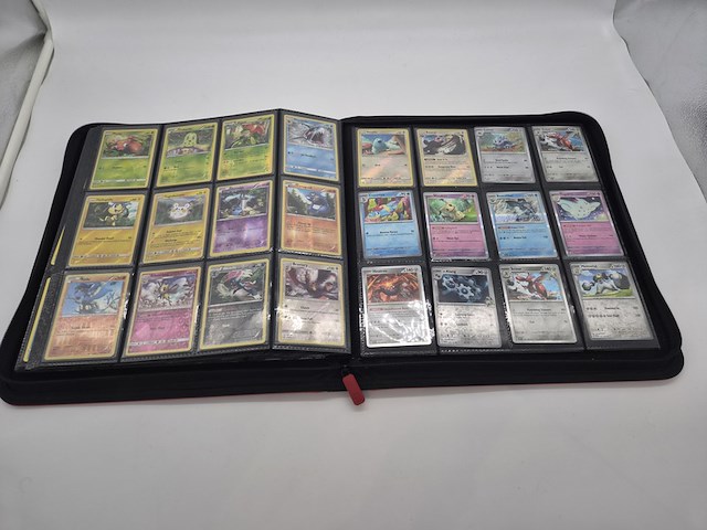 Grote pokémon verzameling (o.a. vintage en zeldzame kaarten) - afbeelding 25 van  38
