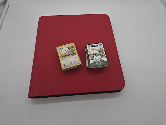 Grote pokémon verzameling (o.a. vintage en zeldzame kaarten) - afbeelding 32 van  38