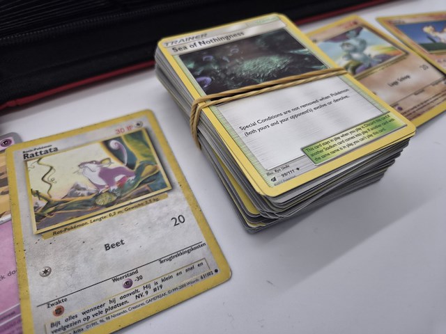 Grote pokémon verzameling (o.a. vintage en zeldzame kaarten) - afbeelding 33 van  38