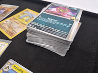 Grote pokémon verzameling (o.a. vintage en zeldzame kaarten) - afbeelding 37 van  38