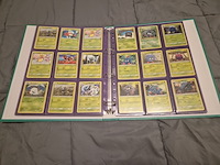 Grote pokémon verzameling – o.a. vintage kaarten, mappen en tins - afbeelding 26 van  65