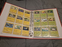 Grote pokémon verzameling – o.a. vintage kaarten, mappen en tins - afbeelding 33 van  65
