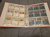 Grote pokémon verzameling – o.a. vintage kaarten, mappen en tins - afbeelding 36 van  65