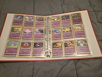 Grote pokémon verzameling – o.a. vintage kaarten, mappen en tins - afbeelding 39 van  65