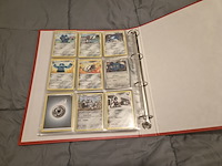 Grote pokémon verzameling – o.a. vintage kaarten, mappen en tins - afbeelding 44 van  65