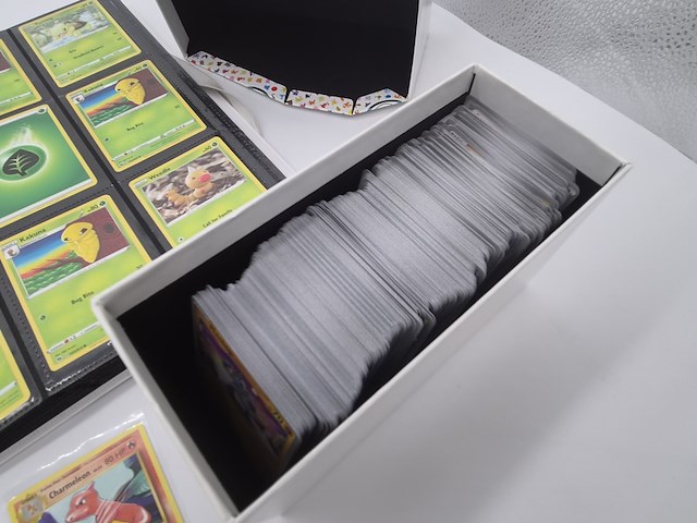 Grote pokémon verzameling - afbeelding 26 van  31