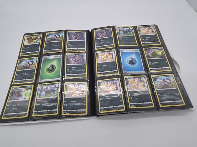 Grote pokémon verzameling - afbeelding 31 van  31