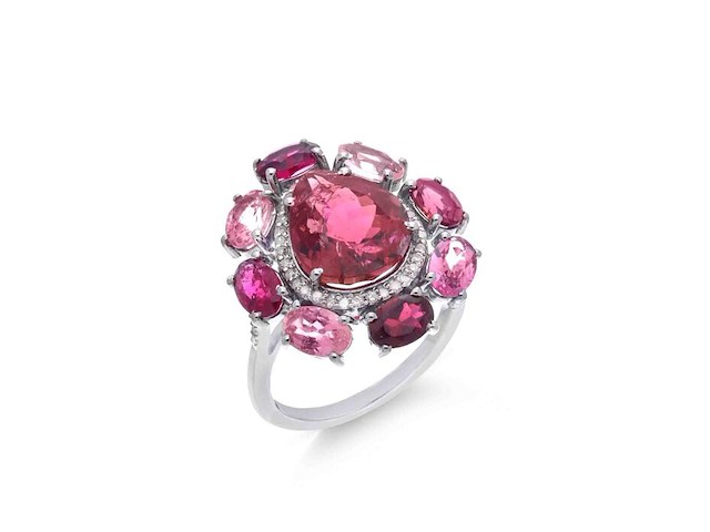 Grote ring met natuurlijke toermalijnen in verschillende roze getinte kleuren - afbeelding 1 van  6