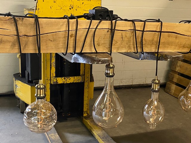 Grote robuust eiken hanglamp - afbeelding 2 van  8