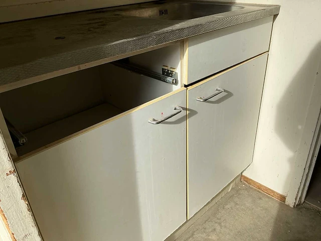 Grote unit voor diverse toepassingen - afbeelding 11 van  26