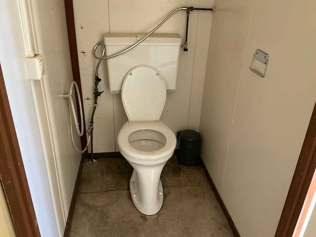 Grote unit voorzien van hal, keuken, toilet en afzonderlijke ruimte - afbeelding 14 van  20