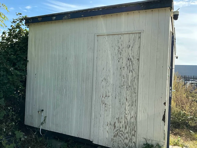 Grote unit voorzien van hal, keuken, toilet en afzonderlijke ruimte - afbeelding 2 van  20