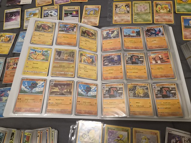 Grote verzameling pokémon kaarten met gevulde map, vintage kaarten, sleeves en accessoires - afbeelding 6 van  38