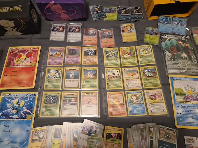 Grote verzameling pokémon kaarten met vele vintage kaarten - afbeelding 9 van  18