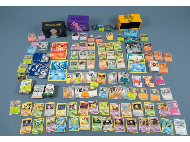 Grote verzameling pokémon kaarten met vele vintage kaarten - afbeelding 1 van  18
