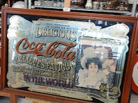 Grote vintage coca-cola reclamespiegel in een houten lijst - afbeelding 3 van  6