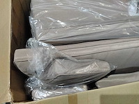 Grote volle doos tuinkussens taupe diverse afmetingen - afbeelding 3 van  6