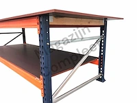 Grote zware werkbank met gladde betonplex platen. - afbeelding 18 van  18