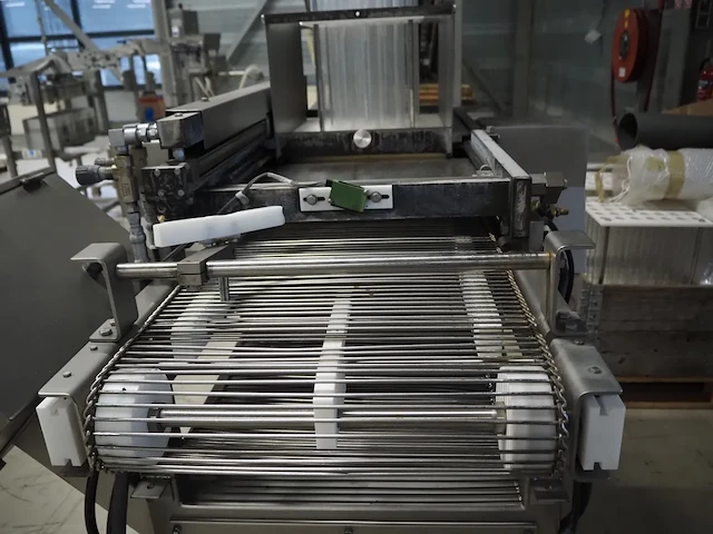 Grote - afbeelding 2 van  19