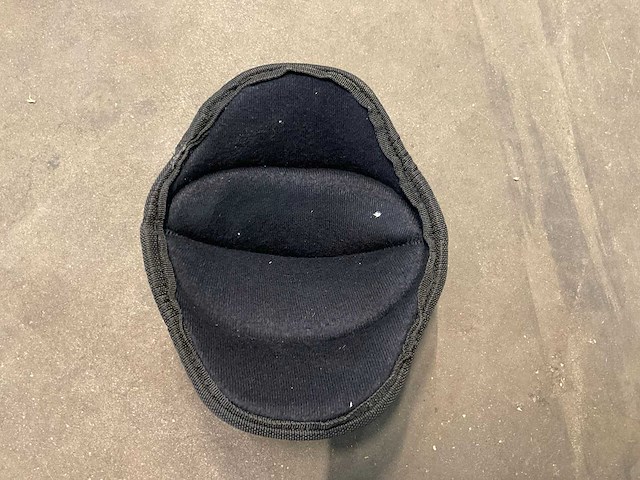 Groten partij kniebescherming - afbeelding 4 van  6