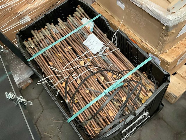 Ground rod (176x) - afbeelding 3 van  5