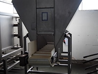 Ground - afbeelding 1 van  10