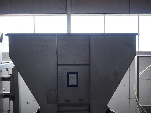 Ground - afbeelding 7 van  10