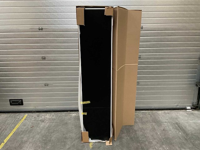 Group nivelles luxus 2-deurs kolomkast - afbeelding 1 van  3