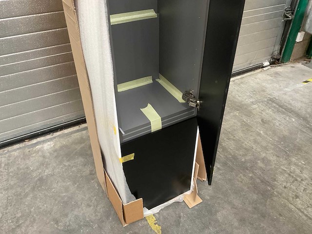 Group nivelles luxus 2-deurs kolomkast - afbeelding 2 van  3