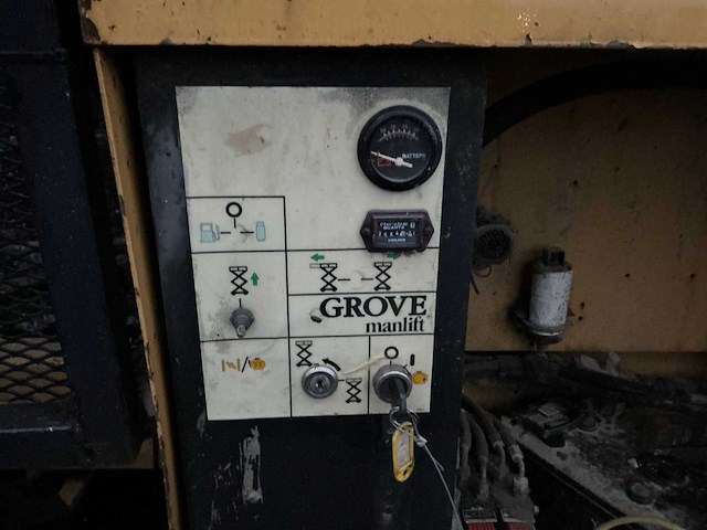 Grove manlift sm4688xt hoogwerker defect - afbeelding 8 van  29