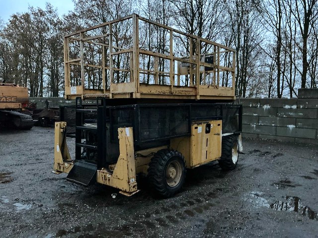 Grove manlift sm4688xt hoogwerker defect - afbeelding 25 van  29