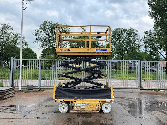 Grove sm3248e schaarhoogwerker - afbeelding 3 van  3