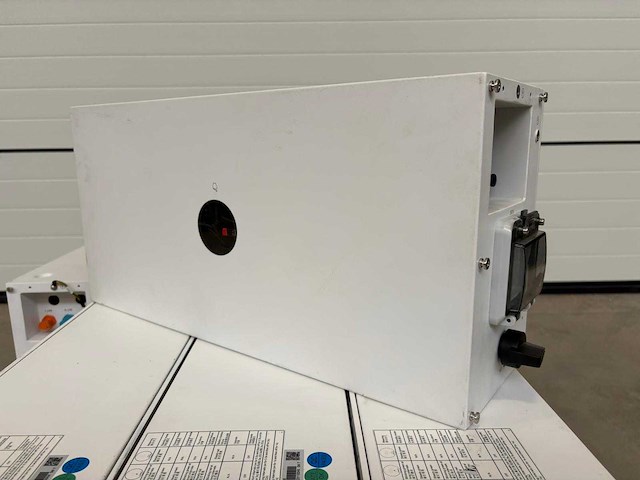 Growatt - pallet met 8 stuks incomplete growatt apx high voltage battery systems - afbeelding 2 van  7