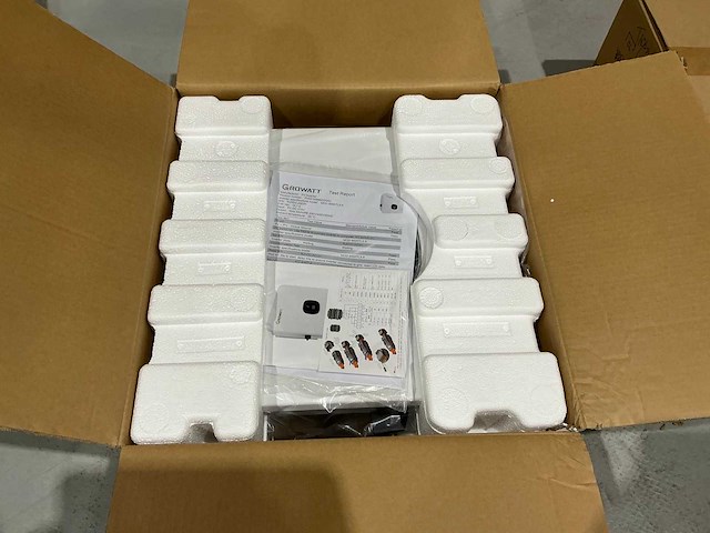 Growatt 9000tl3-x omvormer - afbeelding 2 van  3