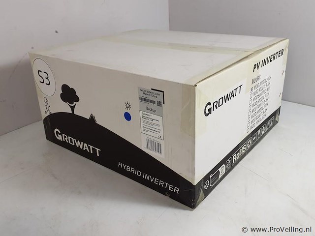 Growatt hybrid inverter mod 3000tl3-xh - afbeelding 1 van  3