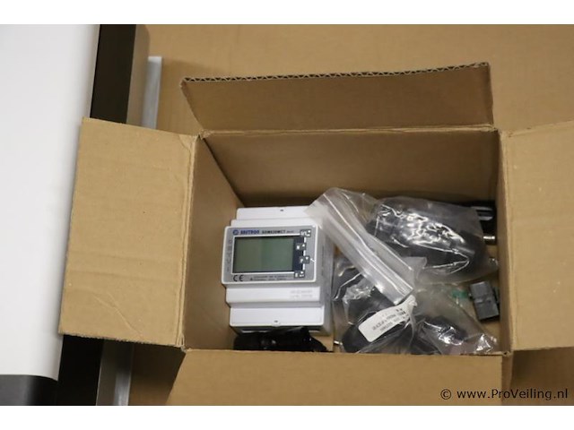 Growatt hybride omvormer sph4000, 1-fase incl. eastron sdm630mct 3-fasige energiemeter - afbeelding 6 van  7