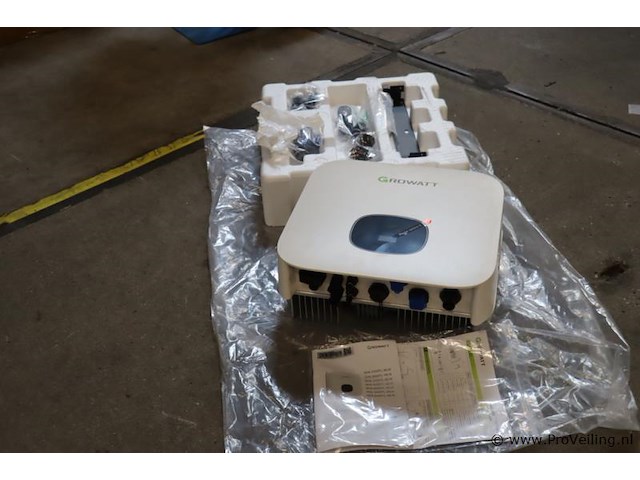 Growatt min tl‑x zonne-omvormer - afbeelding 1 van  3