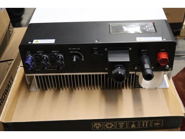 Growatt sph 10000tl3 bh-up hybride omvormer - afbeelding 3 van  4