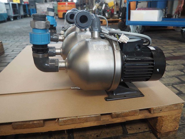 Grundfos - chi2-50 - multistage centrifugal waterpump (4x) - afbeelding 1 van  2