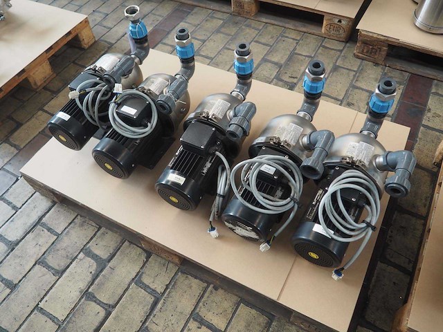 Grundfos - chi2-50 - multistage centrifugal waterpump (5x) - afbeelding 1 van  8