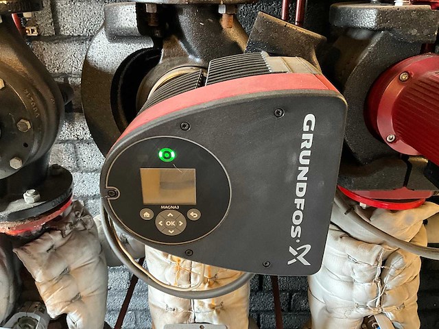 Grundfos - magna 3 - circulatiepomp - afbeelding 1 van  3