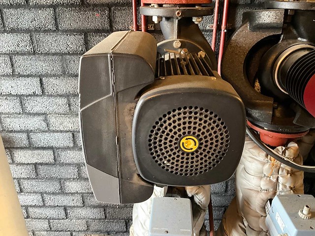 Grundfos - mge90sb2 - circulatiepomp - afbeelding 1 van  4