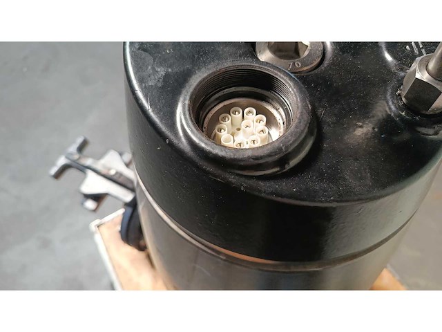 Grundfos - sev.80.80.75.2.51d - grundfos sev.80.80.75.2.51d rioolwaterpomp - 7.5 kw - zeer nette staat! - afbeelding 4 van  6