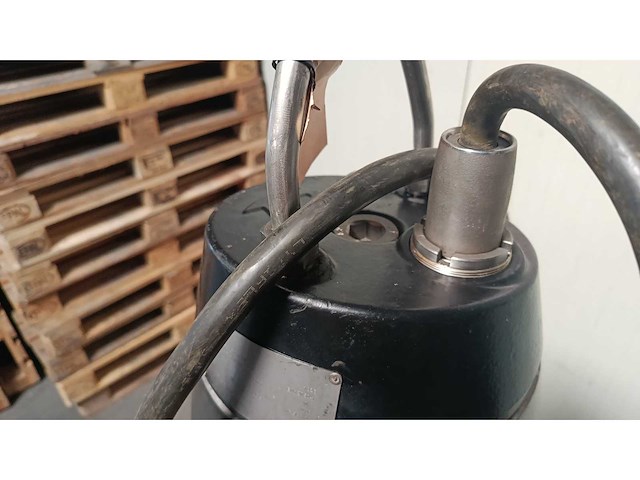 Grundfos - sev.80.80.75.2.51d - grundfos sev.80.80.75.2.51d rioolwaterpomp - 7.5 kw - zeer nette staat! - afbeelding 5 van  6