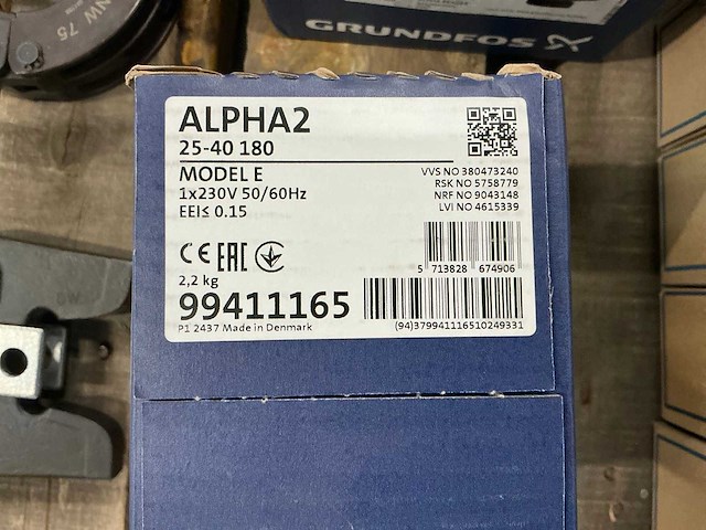 Grundfos alpha2 25-40 180 pomp - afbeelding 3 van  3