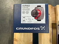 Grundfos alpha2 25-60 130 pomp - afbeelding 1 van  2