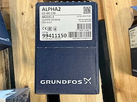 Grundfos alpha2 25-60 130 pomp - afbeelding 2 van  2